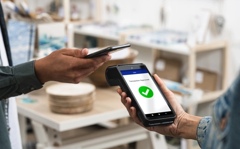 Terminal na ladzie - bezpieczne płatności kartą