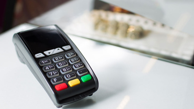 Ile trzeba czekać i jak uruchomić terminal płatniczy?