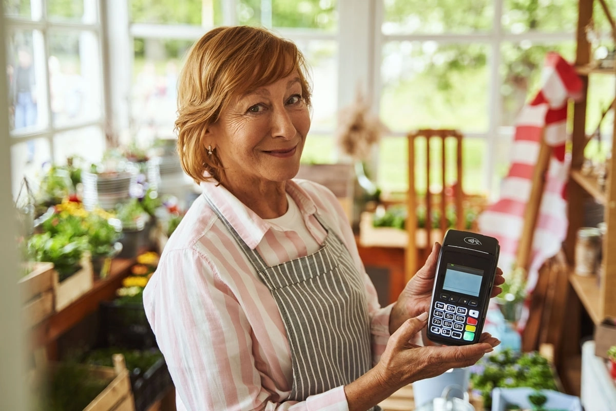 Jak uzyskać terminal płatniczy - komplementarna obsługa plus formalności w 1 rozmowie
